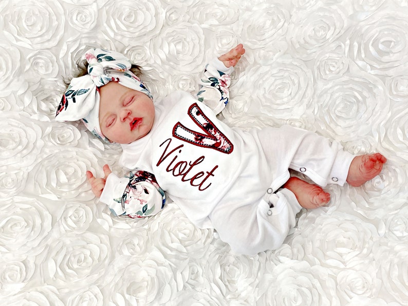 Baby Girl Hospital Outfit, Newborn girl Coming Home Outfit ,Monogram Baby  Girl Gift, Newborn Girl Take Home Outfit, Preemie Girl Outfits - Sassy Locks